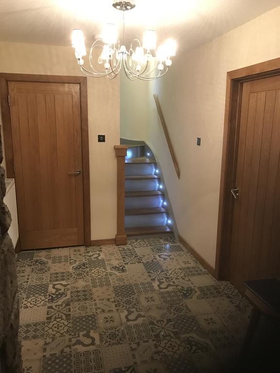 Deri-Down Guest House Abergavenny Bagian luar foto