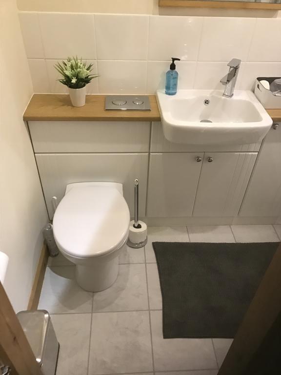 Deri-Down Guest House Abergavenny Bagian luar foto