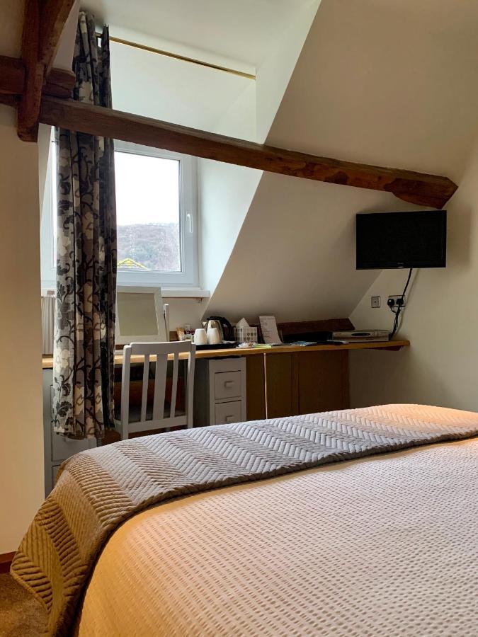 Deri-Down Guest House Abergavenny Bagian luar foto